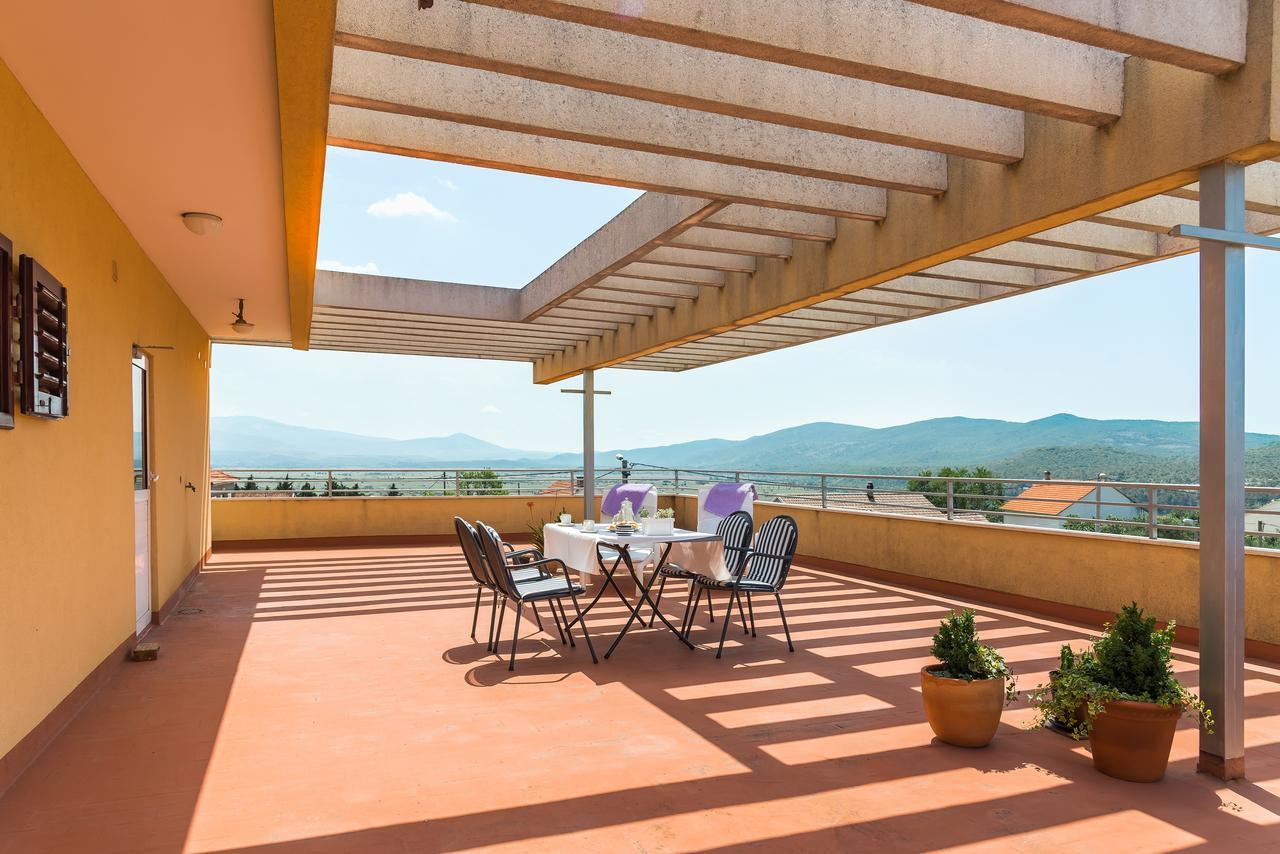 Apartment Promona Drnis Exterior photo